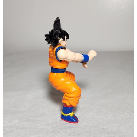 Dragon Ball Z Son Goku Vintage 4.25" Action Figure 1989 Pre-owned - Picture 2 of 5